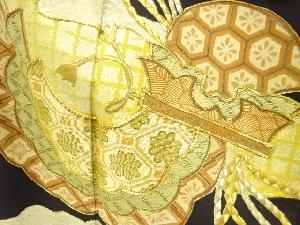 アンティーク　金彩トリカブト模様刺繍留袖(比翼付き)